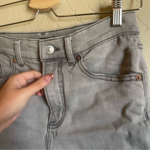 Express Grey Skinny Ankle Fray Knee Rip - Picture 4 of 9